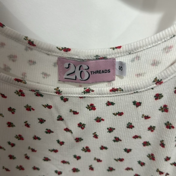 26 threads maxi body con dress with rose detailing - Picture 2 of 3